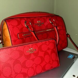COACH Rowan satchel AND matching wallet! Like new. Save !